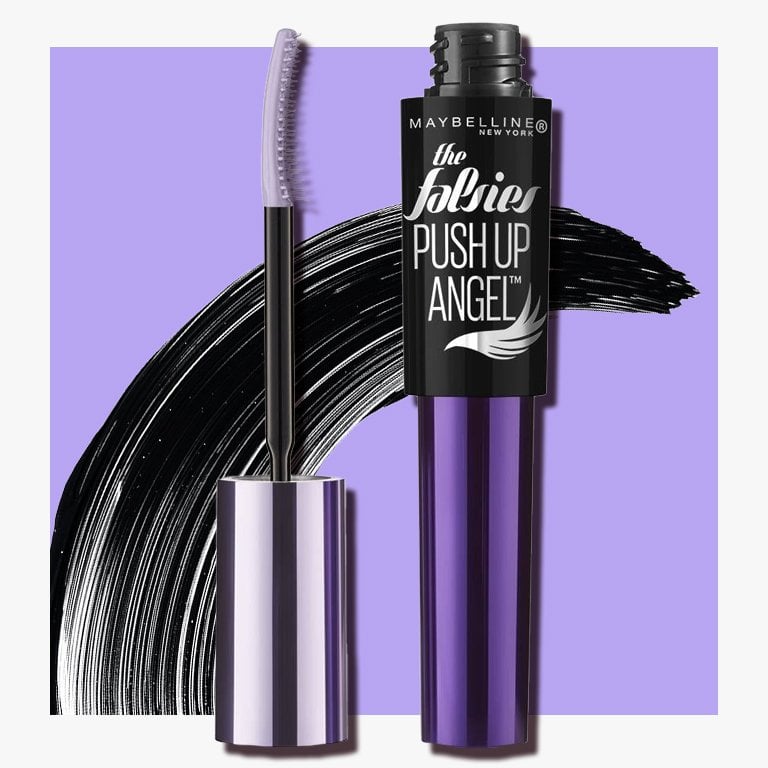 Which Type of Mascara Brush Is Right for Your Lashes?